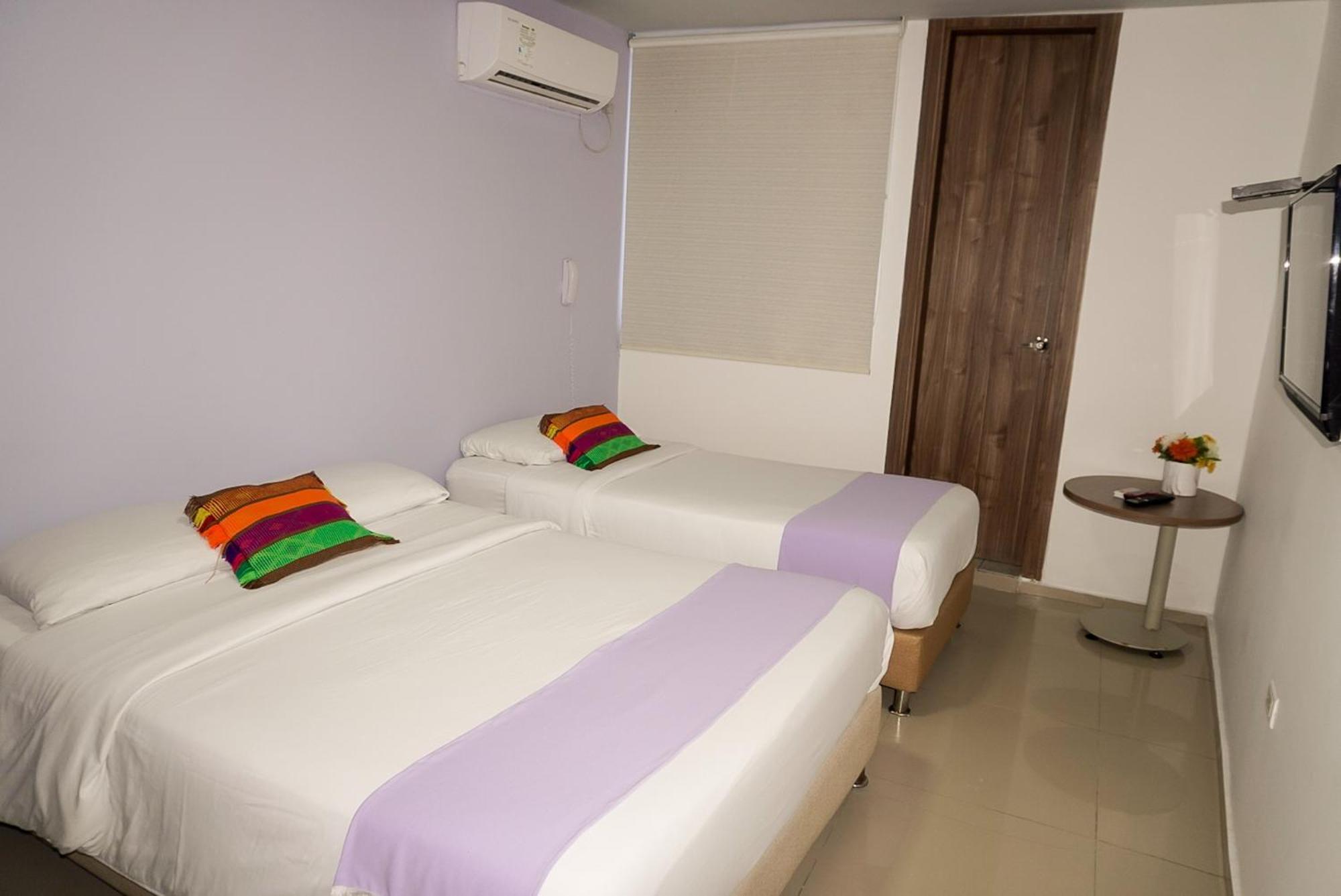 Hotel Tunebo Inn ริออชชา ภายนอก รูปภาพ